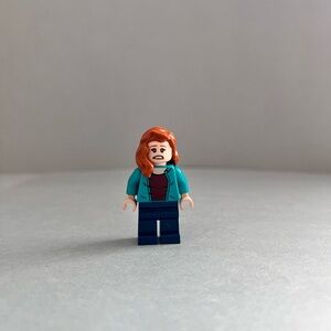LEGO Jurassic World Claire Dearing Minifigure